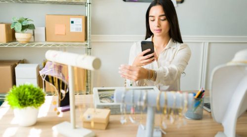Where Can Sellers Make More Profit – Depop or Vinted